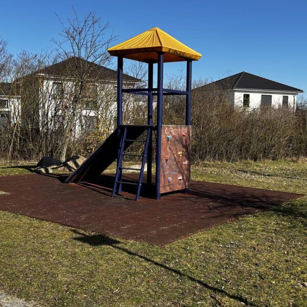 Aufwertung von Spielplätzen